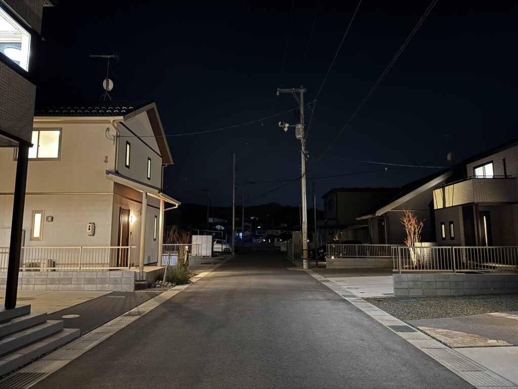 夜間の団地内【2025/3/7】