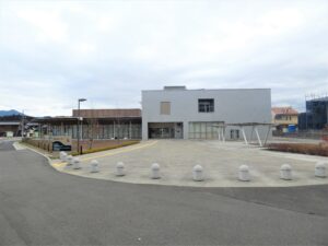 岩国市役所玖珂支所から約1400ｍ（徒歩18分）