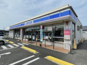 ローソン 東出雲ホープフルタウン店（400ｍ）