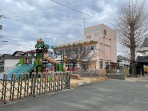 法寿幼稚園から約1000ｍ～1010ｍ（徒歩13分）