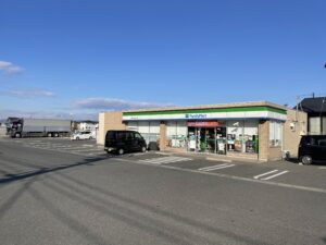 ファミリーマート　倉敷西阿知町新田店　350ｍ　(徒歩約3分）